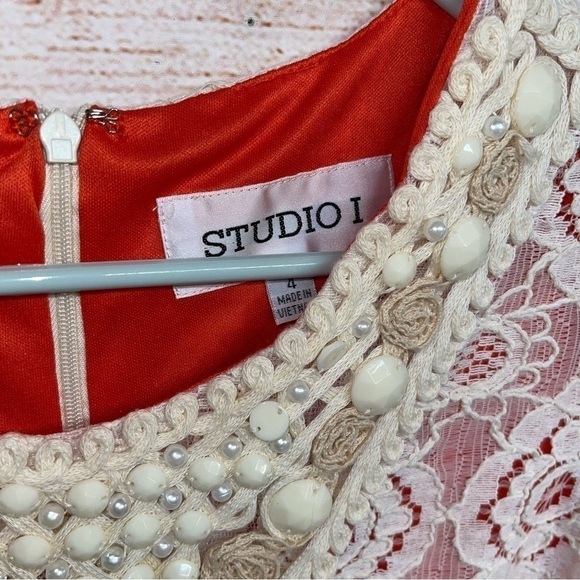 Studio 1 Lace Dress - Picture 4 of 6